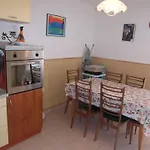 Feriehus 'vickovi' Mit Gemeinschaftspool By Interhome Rakalj
