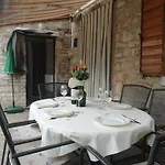 'vickovi' Mit Gemeinschaftspool By Interhome Rakalj