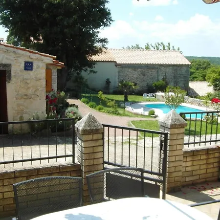 Holiday home 'vickovi' Mit Gemeinschaftspool By Interhome