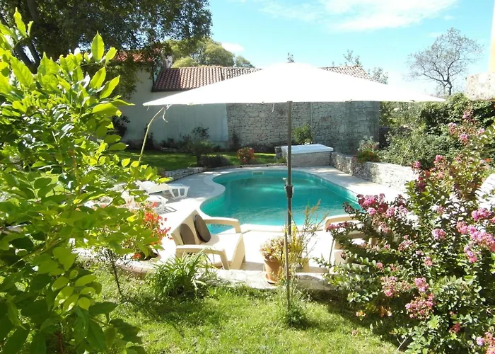 Holiday home 'vickovi' Mit Gemeinschaftspool By Interhome Rakalj