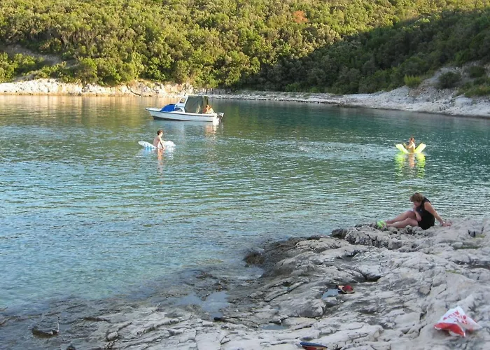 'vickovi' Mit Gemeinschaftspool By Interhome Holiday home