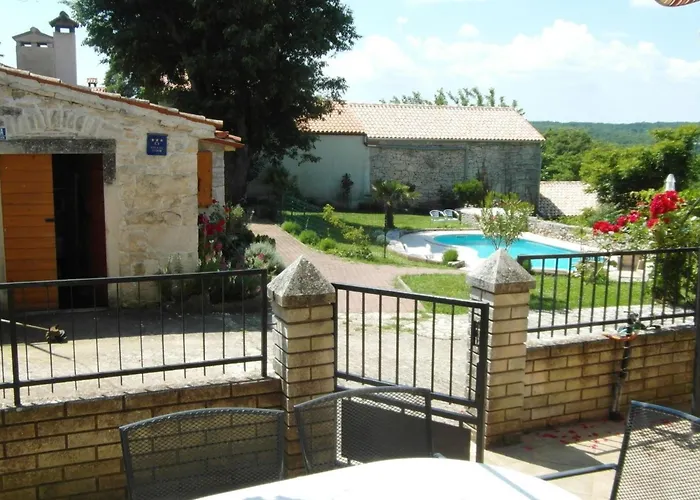 Holiday home 'vickovi' Mit Gemeinschaftspool By Interhome