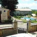 Casa de Férias 'vickovi' Mit Gemeinschaftspool By Interhome